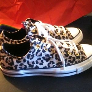 Chuck Taylors unisex leopard converse sneakers